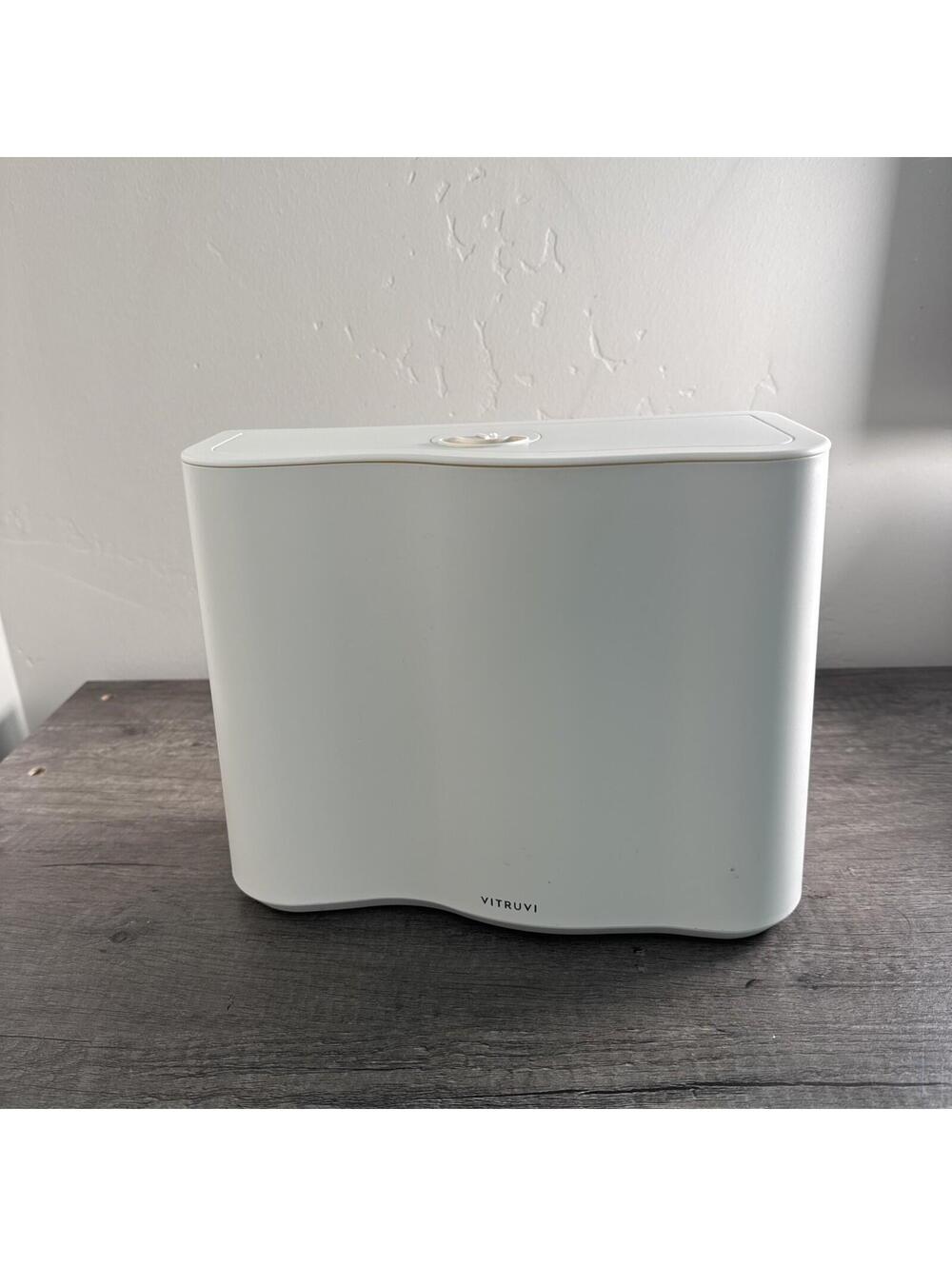 VITRUVI Cloud Large Humidifier for Bedroom 600 Sq Ft - White